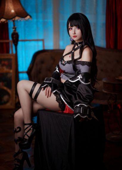 欧美肥臂丰乳美女图片_BD高清欧美在线观看