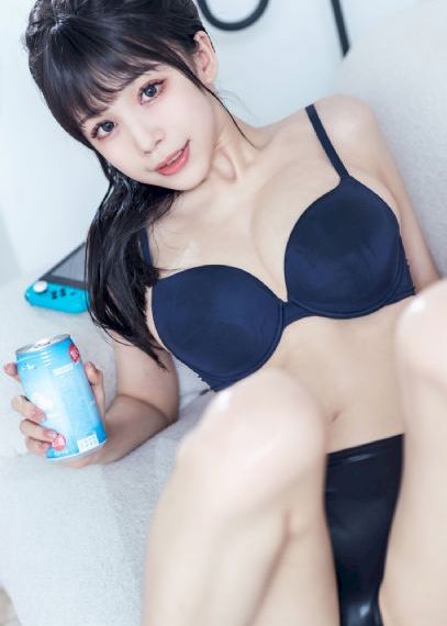 偷拍制服欧美_DVD全集在线观看