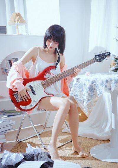欧美纹身女图片_超清日本电影免费